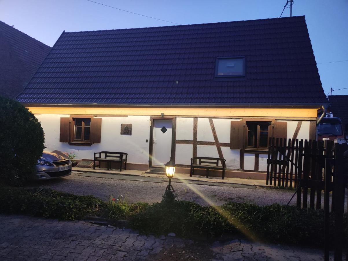Petite Maison Alsacienne Dans Un Village Au Calme Niederroedern Exterior photo